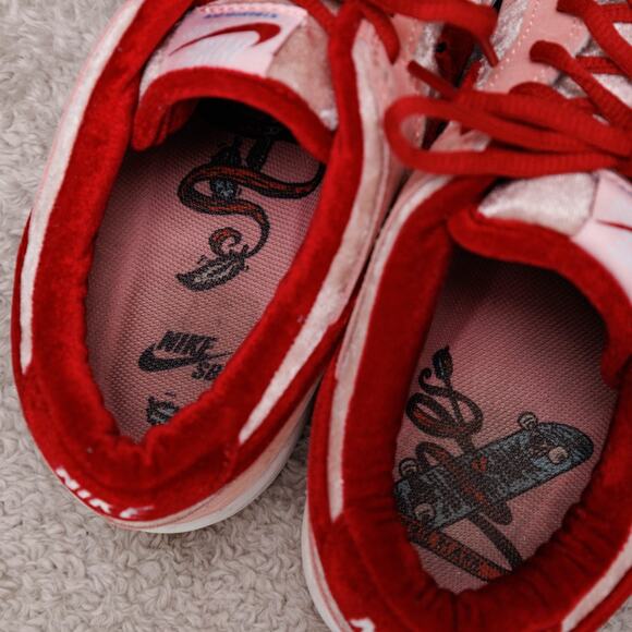 Nike SB Dunk Low Strangelove Pink Red Sneakers Mens 8.5 Womens 10 CT2552-800 - Picture 15 of 16